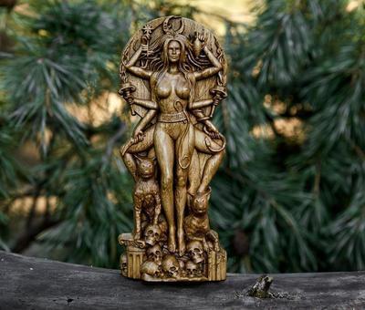 Lilith Statue