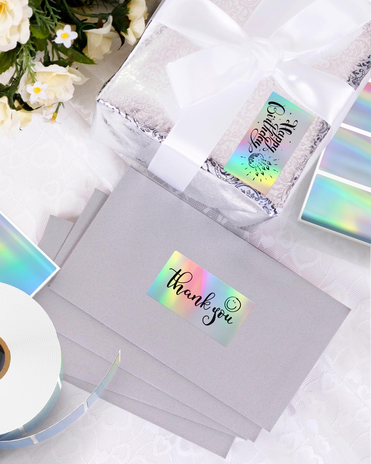 MUNBYN 2" Circle Holographic Thermal Label Stickers, Round Printable Rainbow Glitter Thermal Printer Sticker Labels for Christmas Gift Wrapping, Self-Adhesive Name Price Tag DIY Custom Logo Design