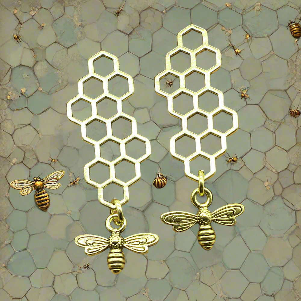 45x15mm 2.2g Flying Animal Hive Bee Pendant